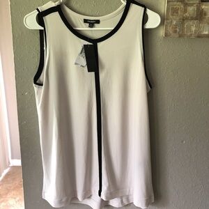 Premise sleeveless blouse